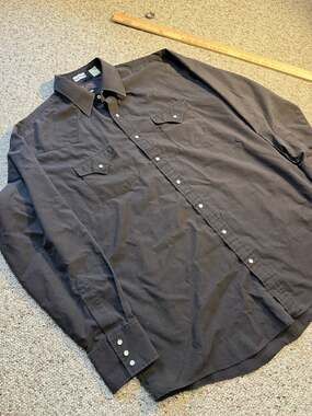 Plains Western Wear Men's Man XLT Black Pearl Snap Long Sleeve Western Shirt